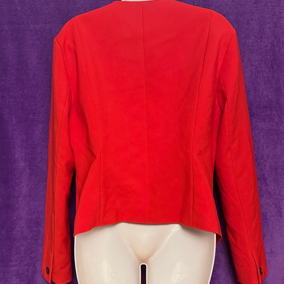Old Navy Women's Vibrant Red Blazer - Picture 2 of 3